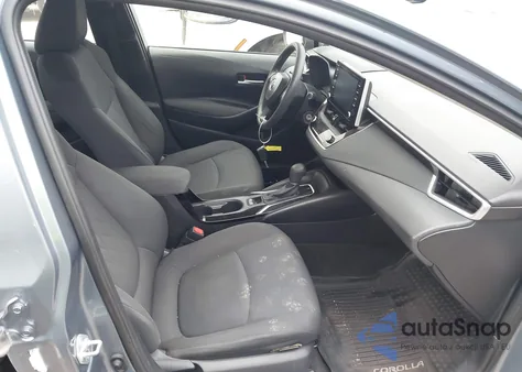 2020 Toyota Corolla Le z USA, uszkodzony, nr VIN JTDEPRAE4LJ014093